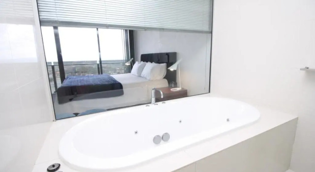 Апартаменты Superior Cavill Avenue Private Apartments