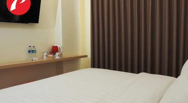 Superior Double room d'primahotel Airport Jakarta II