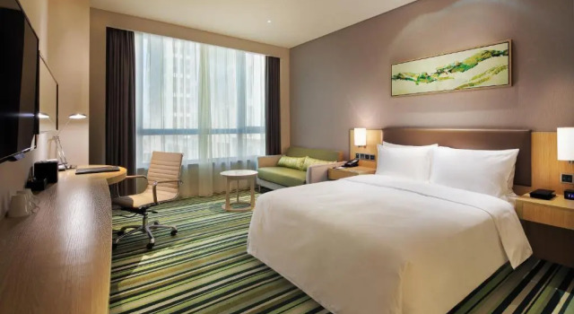 Двухместный номер Superior с видом на озеро Mercure Nanchang Sunac