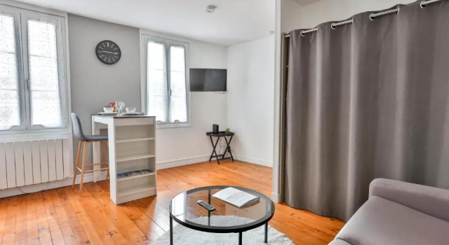 Le Cocon #Centre Ville #100m de la Charente, Забронировать Апартаменты/квартира Коньяк Charente, рядом с Городской сад Коньяка