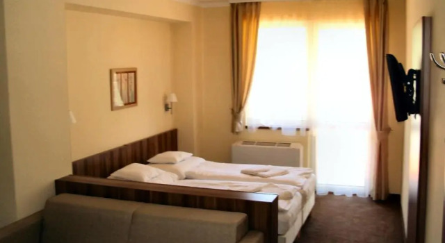 Balaton Colors Beach Hotel