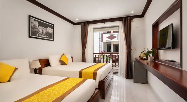 Трёхместный номер Deluxe c 1 комнатой с балконом и с видом на бассейн Haemer Villa Green Hearth Stay
