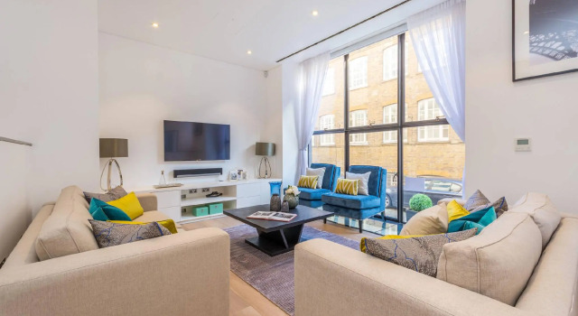 Urban Chic - Baker Street
