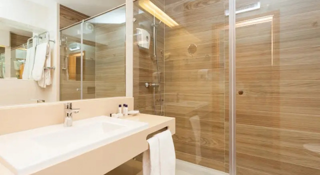 Двухместный номер Classic с балконом Hotel Marina Rio