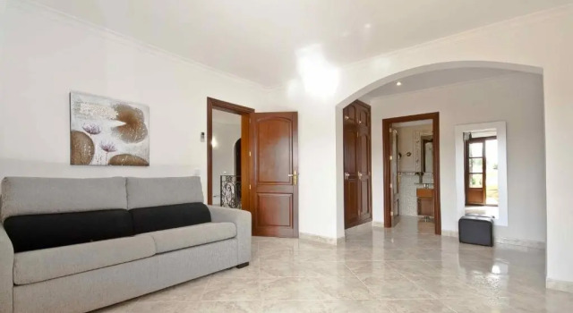 Llac Blau - Mediterranean Styled with Pool, Book Villa Alcudia Majorca