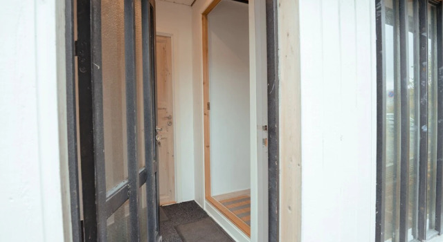 Sea View Apt / Central / Spacious / Free Parking