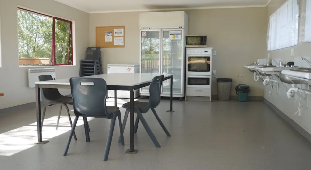 Lake Karapiro Mighty River Domain, Buchen Sie Campingplatz Camping & Glamping in Nordinsel, Campingplatz