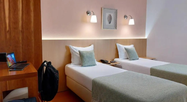 Двухместный номер Standard Hotel Santiago Vagos