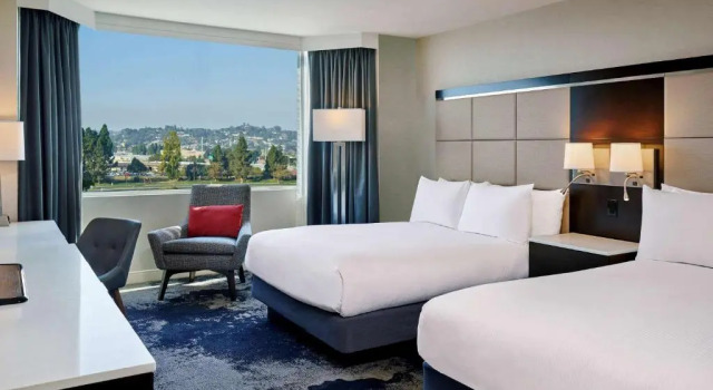 Четырёхместный номер Deluxe Grand Bay Hotel San Francisco