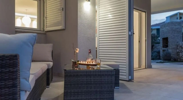Luxury Villa White Rose with the Pool