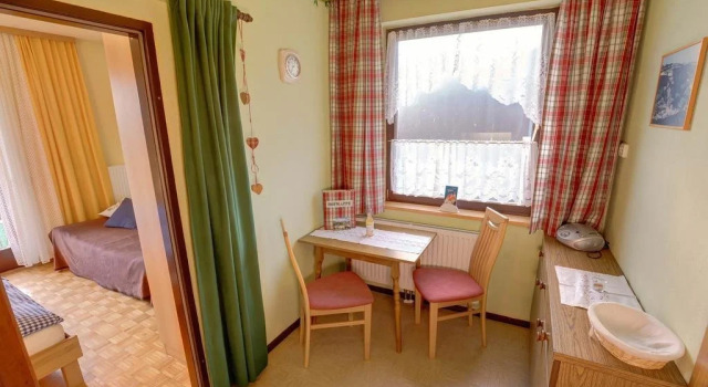 Wachahof, Book Hotel Hotels in Neunkirchen with Parking, Parking