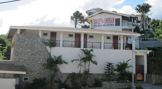 Sunset at Aninuan Beach Resort, Book Resort SPA Hotels in Mindoro, SPA