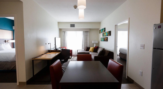 Люкс с 2 комнатами Residence Inn by Marriott Oklahoma City Airport