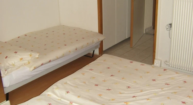 Двухместный номер Standard c 1 комнатой с видом на горы Hostel Vista Zweisimmen