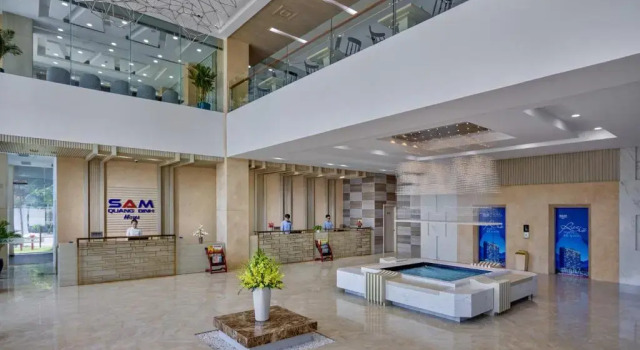 KHáCH SạN SAM QUảNG BìNH, Prenota Hotel Hotel a Quang Binh con piscina, Piscina