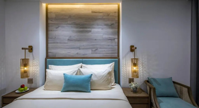 Двухместный номер Superior с внутренним окном без вида Icon Saigon - LifeStyle Design Hotel