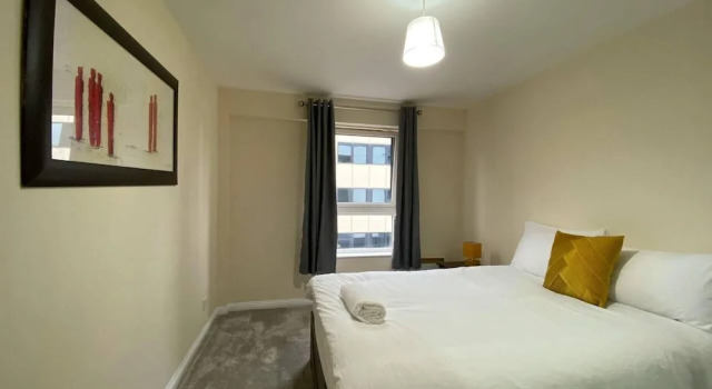 Remarkable 2-bed Apartment in Glasgow, Забронировать Апартаменты/квартира Отели Глазго с парковкой, рядом с Grosvenor Casino Glasgow, Riverboat, Парковка