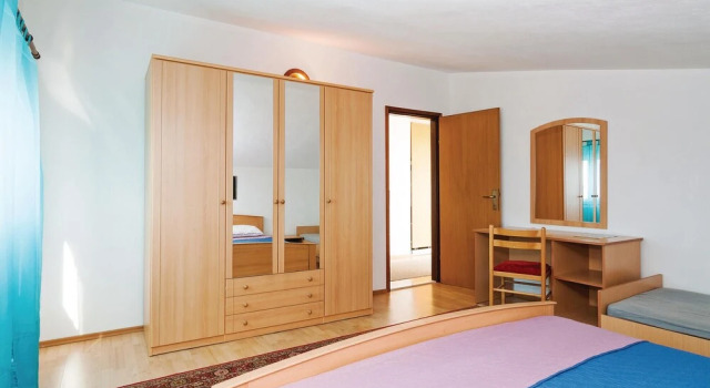 Amazing Apartment in Sv.filip i Jakov With 2 Bedrooms