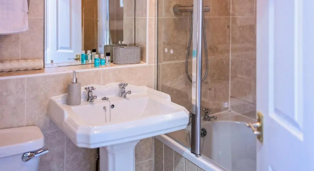 Двухместный номер Standard Glenesk Hotel