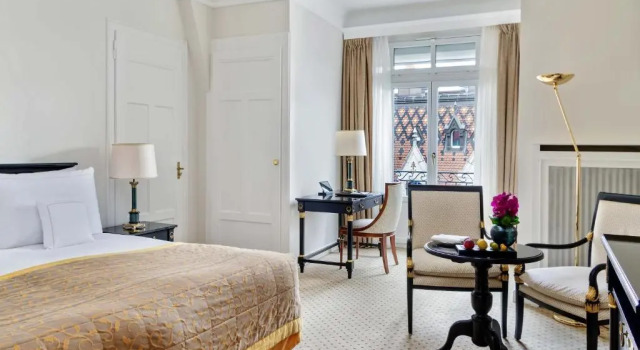 Двухместный номер Business Classic Lausanne Palace