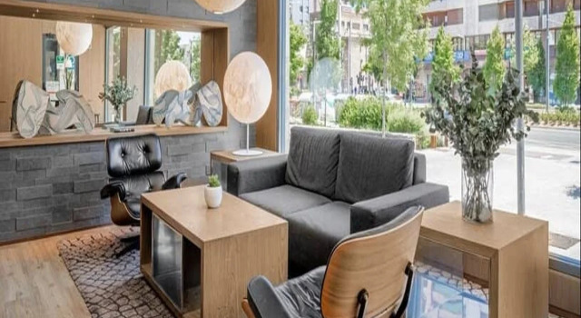 AC Hotel General Alava by Marriott, Rezerwuj Bed and Breakfast Hotele w Baskonia z parkingiem, Parking