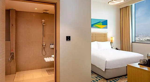 Двухместный люкс с видом на город Holiday Inn Hotel & Suites Dubai Science Park by IHG