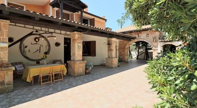 Residence Le Quattro Sorelle, Book Lejlighed Lejligheder i Taviano, Lejlighed