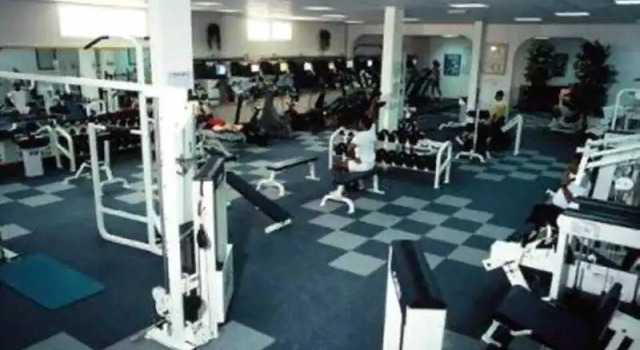 Holiday Hotel, Rezerwuj Hotel Maskat Maskat