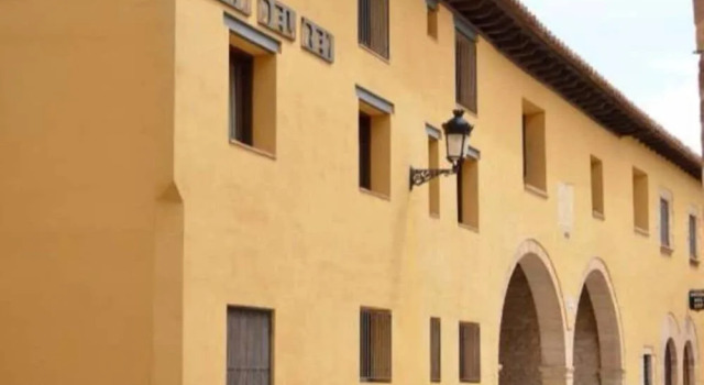 Hostal meson del rey, Book Hotel Hotels in Teruel with a Pool, Swimming Pool