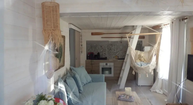 Le Cabanon de Bea, Rezerwuj Hotel Hotele w Frontignan z parkingiem, w pobliżu Frontignan Plage, Parking