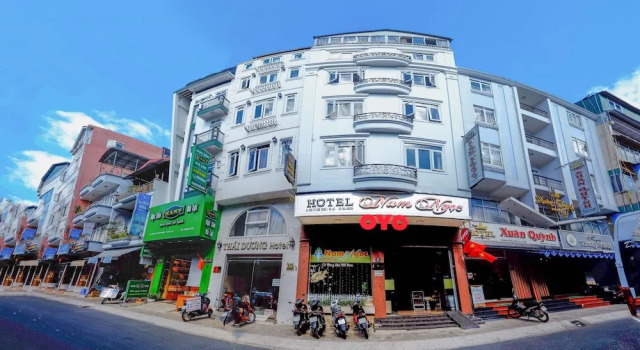 Oyo 852 Nam Ngoc Hotel, Забронировать Отель Далат Ламдонг, рядом с Гостевой дом Ханг Нга