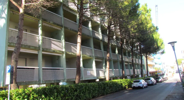 Holiday in Bibione by the Beach-beahost, Prenota Appartamento Hotel a Veneto con parcheggio, Parcheggio