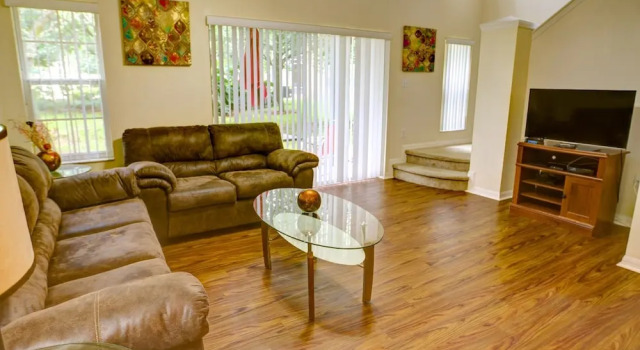Вилла Premier Norwich Townhome at Emerald Island