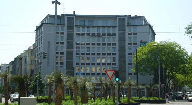 Domo Hotel Mondial, Забронировать Отель Недорогие отели Дюссельдорфа, рядом с Kaufhof, недорого