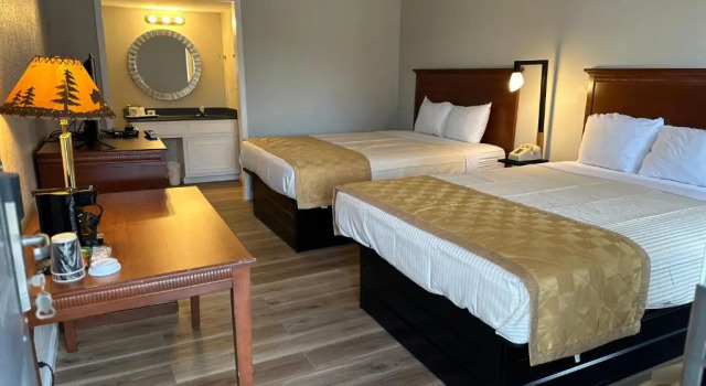 Двухместный номер Economy Branson Victorian Inn