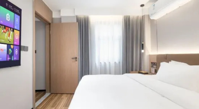 Люкс Comfort Lihua Mercure Hotel (Shenzhen Nanshan Window of the World)