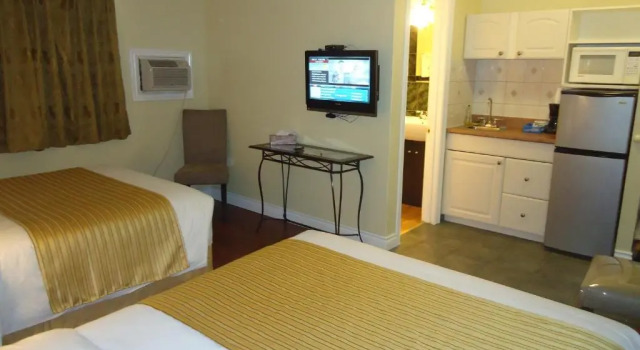 Номер Deluxe Bayside Inn & Waterfront Suites