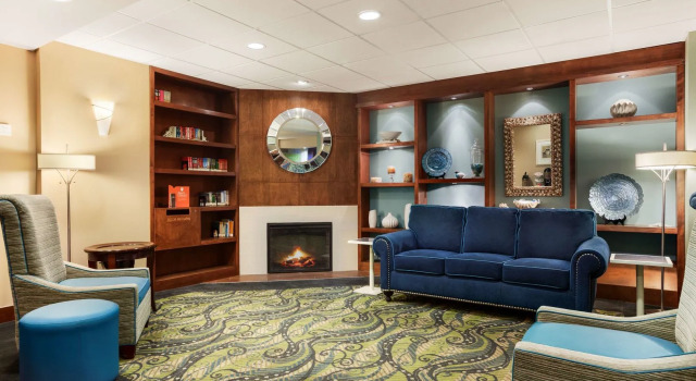 Country Inns & Suites Virginia Beach, Rezerwuj Hotel Virginia Beach Wirginia