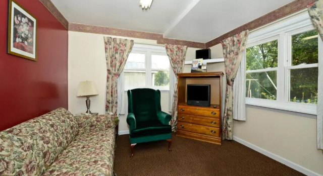 Люкс c 1 комнатой Americas Best Value Inn Jonesville/Hillsdale