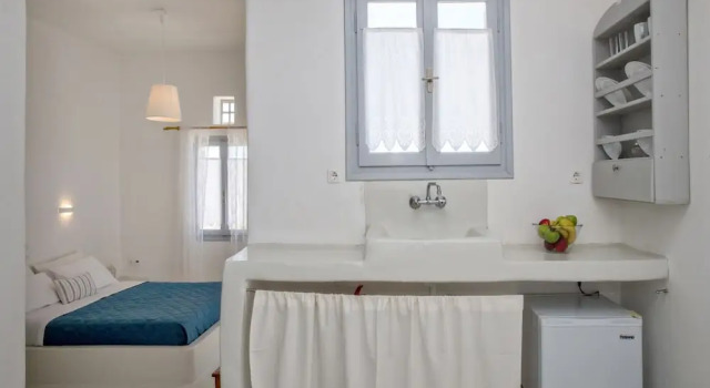 Violet House Agios Sostis