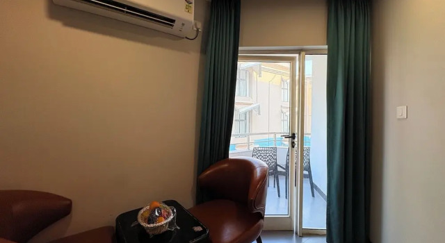 Deluxe Doppel Zimmer mit eingeschränktem Meerblick Hotel Prabhupada Puri