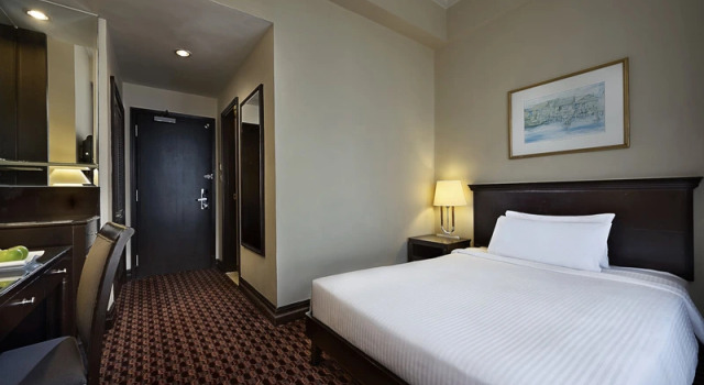 Двухместный номер Standard Berjaya Penang Hotel