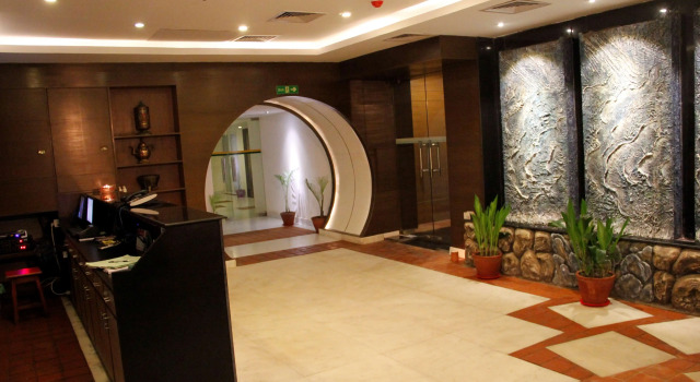 Radisson Hotel Kathmandu, Забронировать Отель Отели Катманду с парковкой, рядом с Garden of Dreams, Парковка
