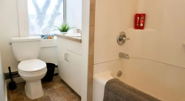 The Best Rental in Moose Jaw Large 2-br Parking Coffee, Réserver Hôtel Moose Jaw Saskatchewan