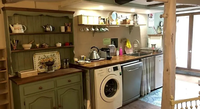 Maison La Roche Chambre D'hotes, Забронировать Отель Ле Вижан Вьен
