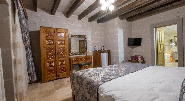 Underground Cave Suites Hotel, Prenota Hotel Cavusin 