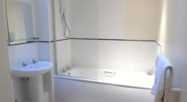 Апартаменты Liverpool 2 Bedroom Apartment