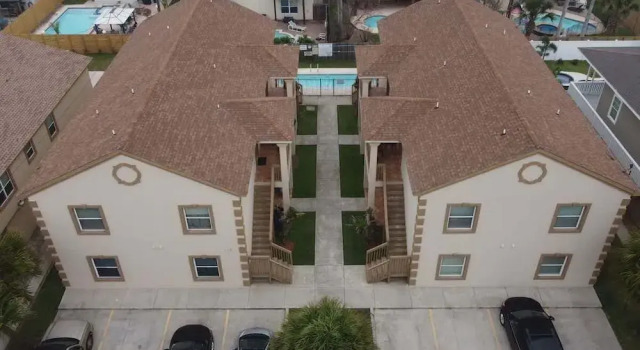 EZ Walk to Beach * Swanky 2 bedroom * Sleeps Tons (Mar y Sol II #1) by RedAwning