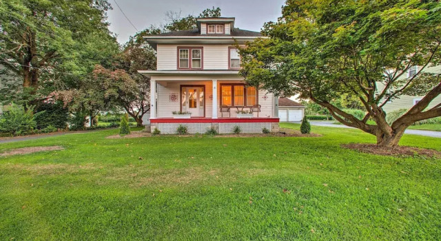 Коттедж Whimsical Lancaster House w/ Porch Near Amish Farm