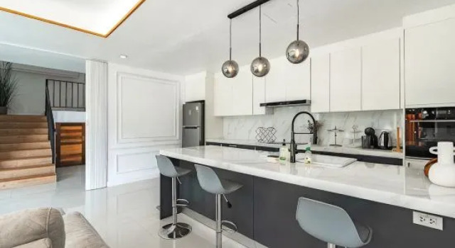 *Luxury Seaview Villa• Rooftop & Private Pool•V163, Забронировать Отель Отели Камалы с бассейном, рядом с Пляж Камала, Бассейн